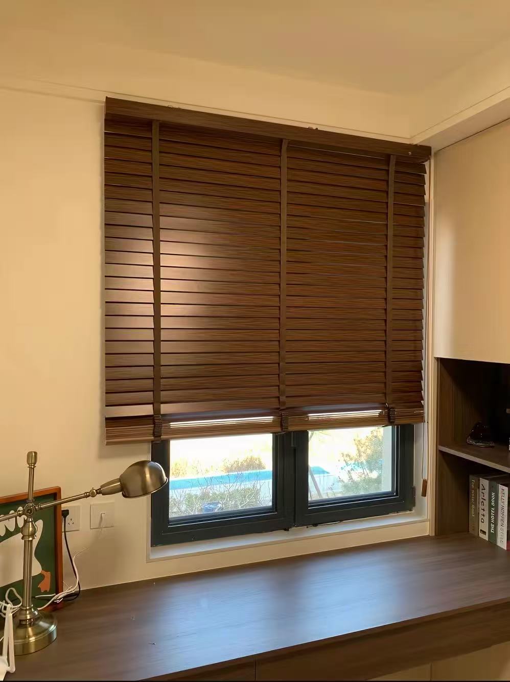 Venetian blinds