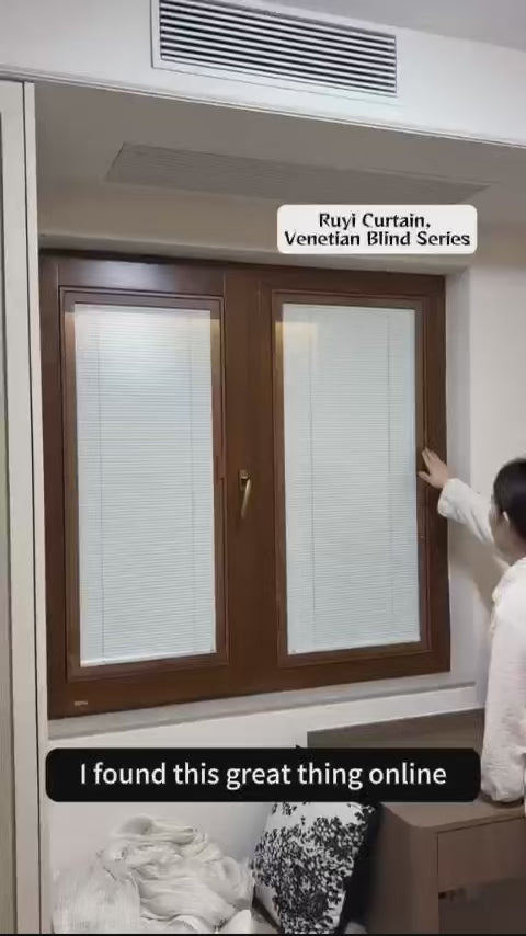 Magnetic-attached blinds